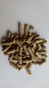 Продам древесные пеллеты грн.1650