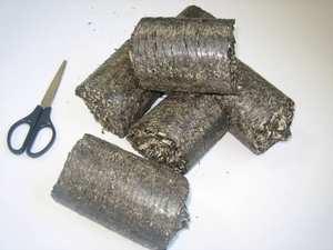 Топливные брикеты продам грн.0