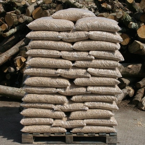 Компания на постоянной основе предлагает качественные пеллеты из хвойных пород деревьев (сосна) грн.2580