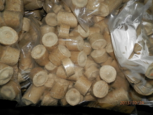 Продам топливные брикеты из сосны грн.5100