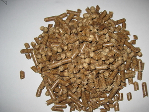 Древесные пеллети из твердых пород дерева (дуб, ясень) 6 мм. грн.1800