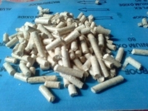 Пеллета светлая  грн.100