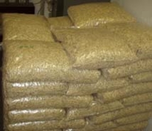 Продам пеллеты древесные грн.75