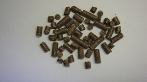 Продаю пеллеты древесные 8 мм грн.0