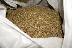 Продам древесные топливные пеллеты грн.1800