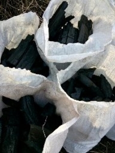 Продам древесный уголь грн.5500