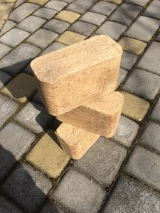 Продам брикет RUF от производителя грн.60