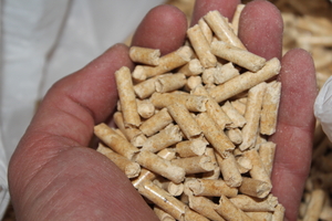 Продаем пеллеты  грн.5500