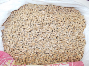 Продам древесную пеллету грн.80