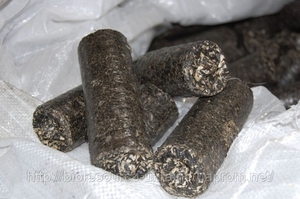 Брикеты отопительные из лузги подсолнечника грн.2000