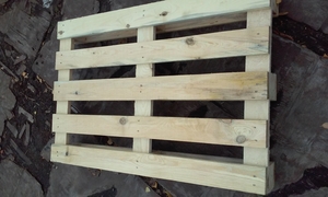 Продам новые поддоны облегченные грн.35