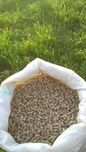 Продам пелеты из соломы  грн.1750