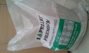 Продам пелеты (топливная древесная гранула) грн.3000