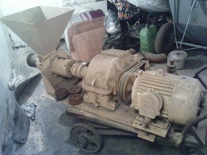 Пресс винтовой ПС 2510 грн.0