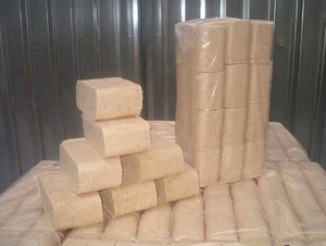 Древесные брикеты из опилок грн.150