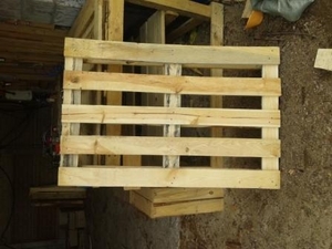 Новые поддоны 700 штук грн.45