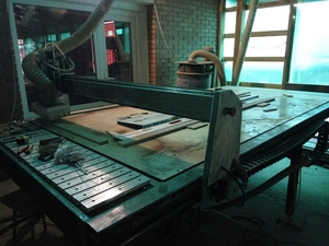 Продам фрезерный станок ЧПУ 1500х3000 грн.6500