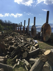 Продам древесный уголь  грн.0