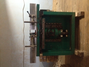 Фрезерный станок с движущей кареткой грн.35000