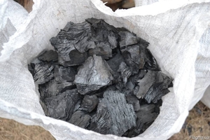 Древесный уголь твердых пород грн.5000