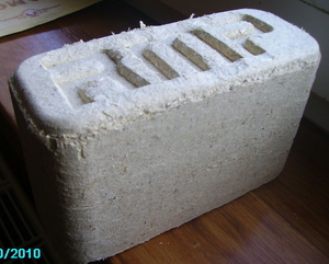 Продам брикеты руф грн.80