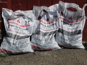 Угольный топливный брикет. Твердое топливо грн.0