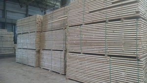 Продам пиломатериал хвойных пород грн.3500