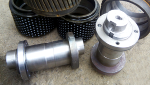 Вал-эксцентрик ролика ОГМ 1,5  грн.1500