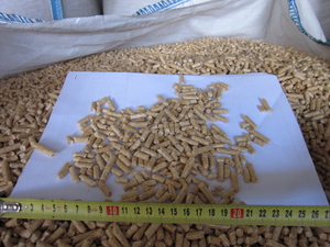 Пеллеты из сухой стружки и опила хвойных пород грн.60