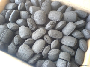 Твердотопливные брикеты из древесного угля грн.0