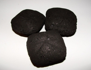 Предложение брикетов из древесного угля грн.600