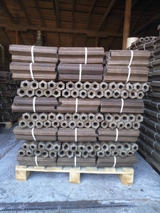 Продам топливные брикеты Pini&Kay грн.2200