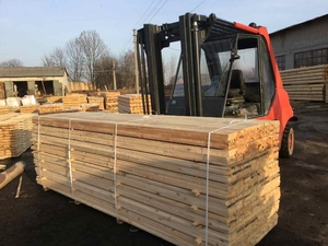 Доска хвойных и лиственных пород грн.2500