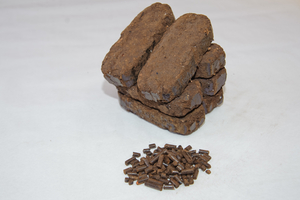 Продам топливные брикеты из лигнина грн.2796