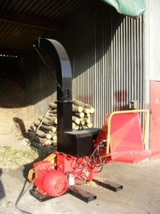 Рубительная машина (дереводробилка) грн.0