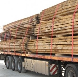 Продам необрезную доску дуба диаметром 35 мм из Франции грн.0