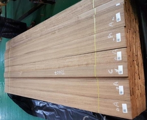 Предлагаем натуральный шпон из тика, тангенциальный распил грн.