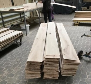 Предлагаем натуральный дубовый шпон от производителя грн.