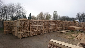 Дрова дубовые оптом грн.130