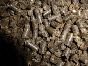 Пеллеты из отходов подсолнечника со склада грн.2500