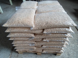 Древесная пеллета из древесины кнадской сосны ENplus-A1 Standard грн.80