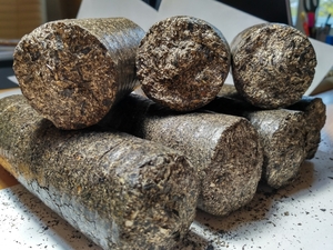 Брикет нестро на экспорт грн.0