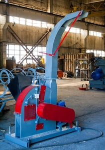 Машина рубильная МРЭГ 300-75 стационарная (16-20 м3/ч) грн.0