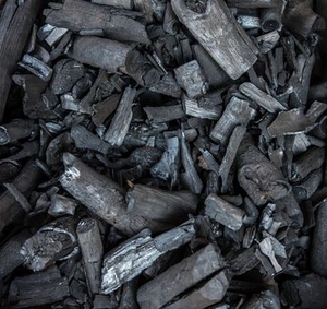 Древесный уголь из каштанового дерева продам грн.476