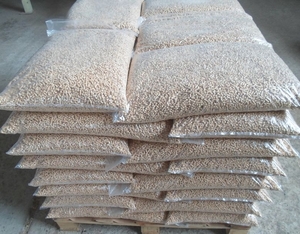 Купим древесную гранулу 6 мм в 15 кг мешках, FCA грн.1