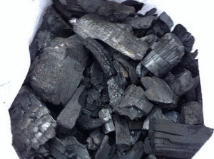 Древесный уголь в бумажных пакетах по 5 и 10 кг грн.1