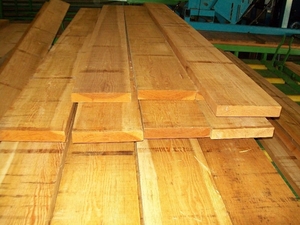 Доска необрезная и обрезная новая грн.3000