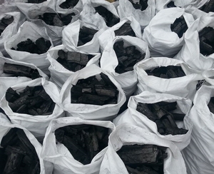 Интересует древесный уголь из твердых пород дерева грн.1