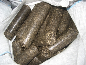 Брикеты из шелухи подсолнечника грн.2000