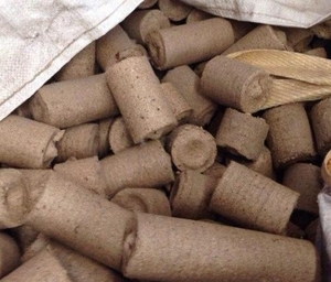 Купим сосновые брикеты Премиум, 200т в месяц, FCA грн.0